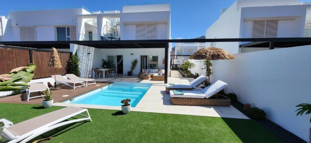 Serena Holiday Homes By Livvo بلايا بلانكا المظهر الخارجي الصورة