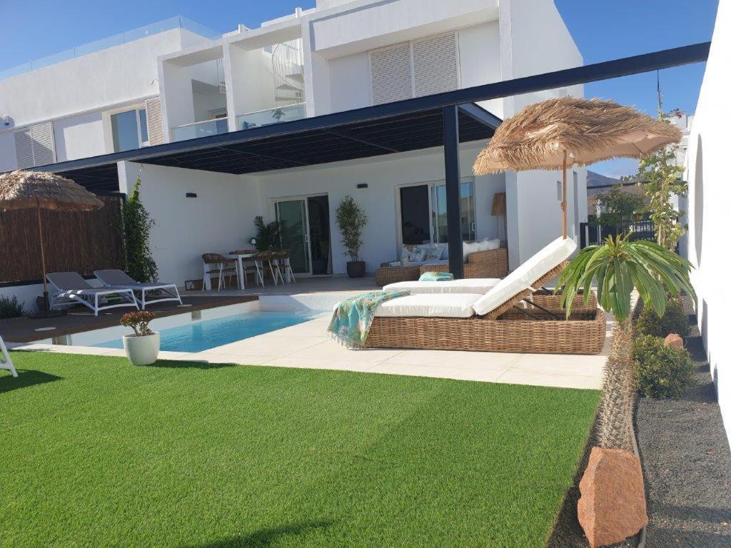 Serena Holiday Homes By Livvo بلايا بلانكا المظهر الخارجي الصورة