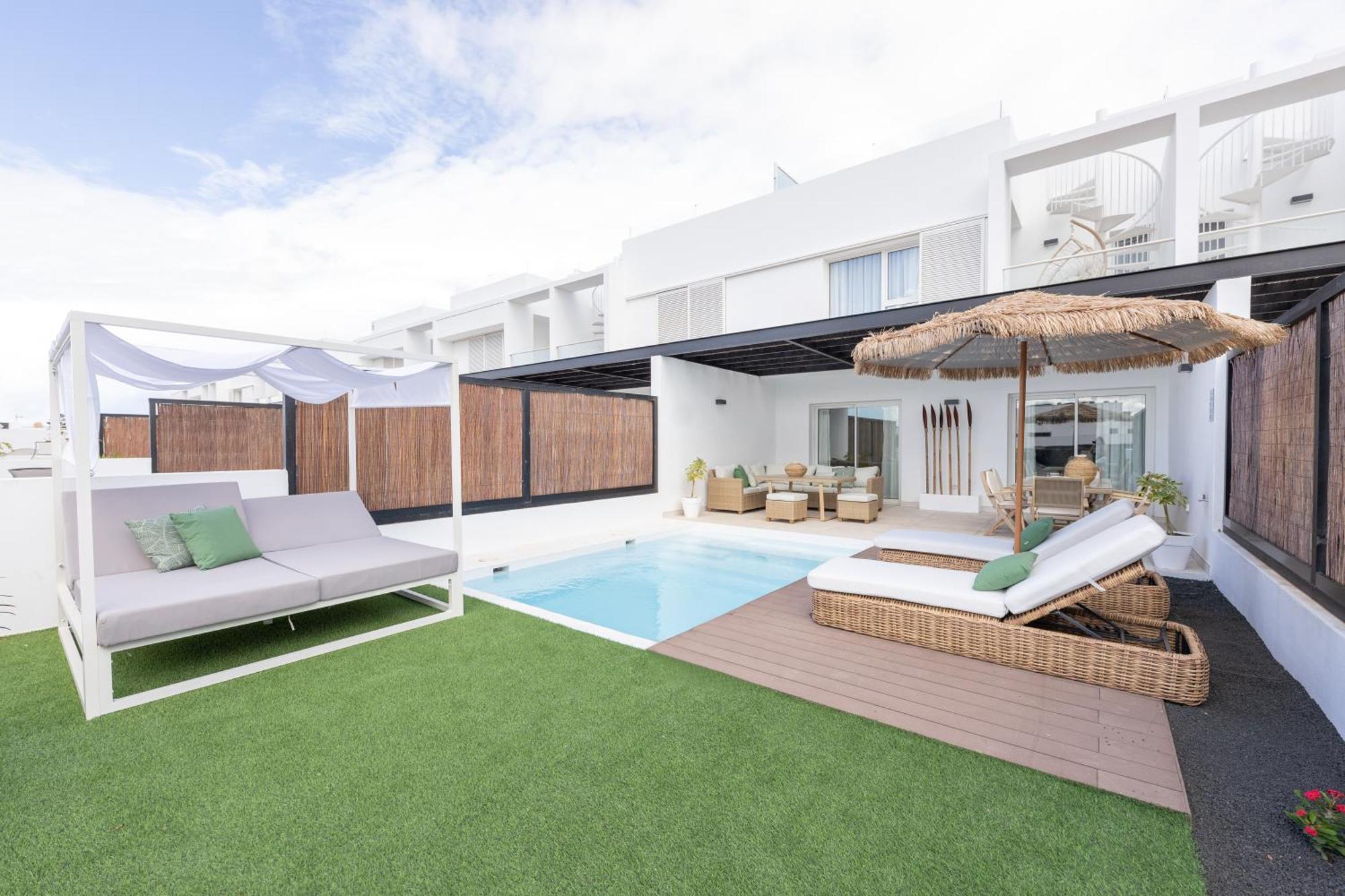 Serena Holiday Homes By Livvo بلايا بلانكا المظهر الخارجي الصورة