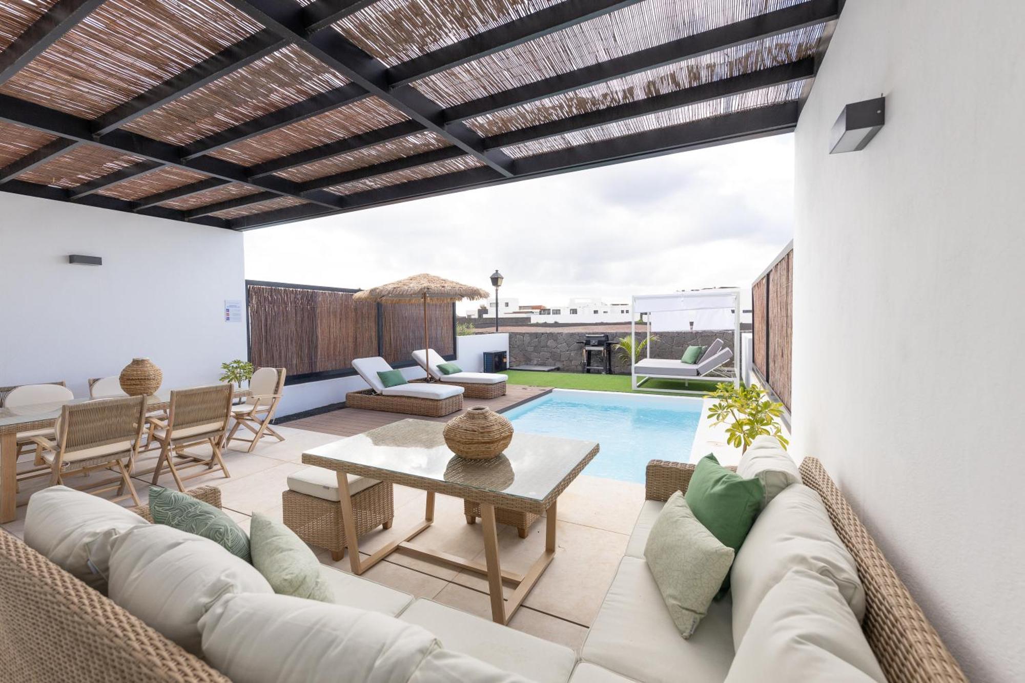 Serena Holiday Homes By Livvo بلايا بلانكا المظهر الخارجي الصورة